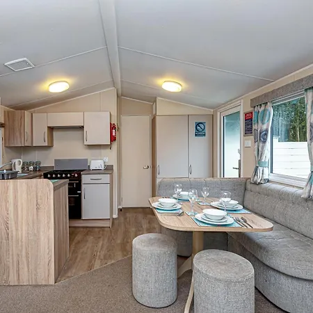 Semesterpark Lyons Manor House *