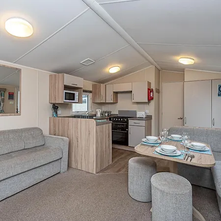 Semesterpark Lyons Manor House